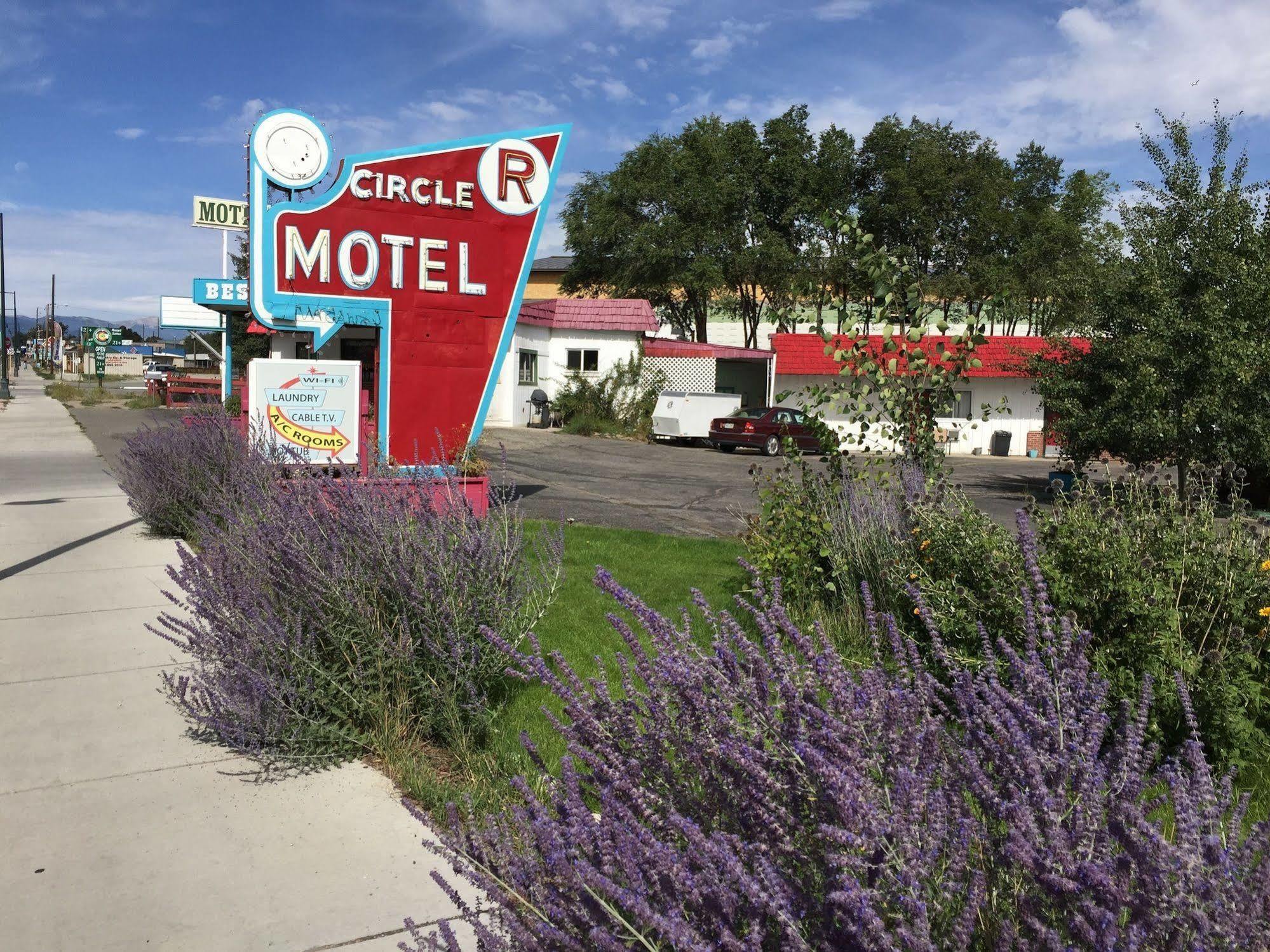 Circle R Motel 萨利达 外观 照片